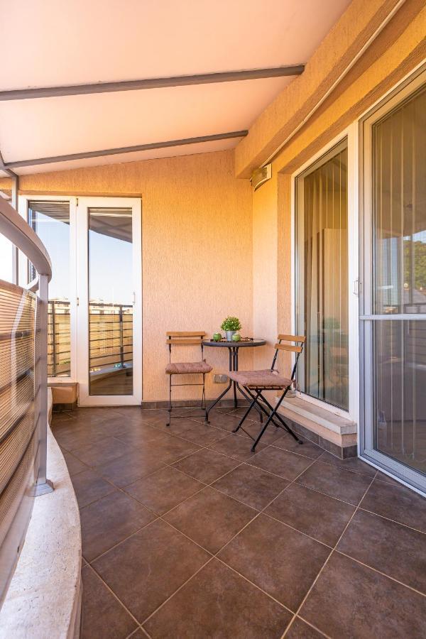 1bd Next To Medical By Flat Mаnager Apartment *